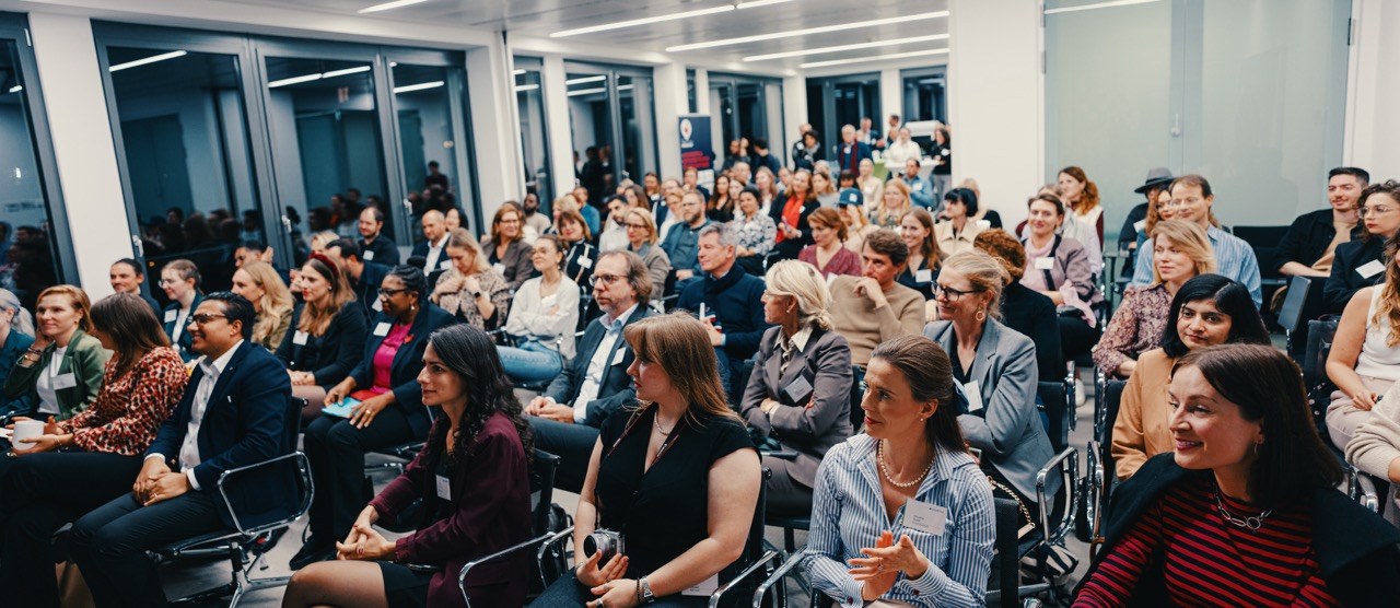 2024-10-29_LaFrenchTechDÅsseldorf_WomenInTech_Keck&Frech_DSC7340 - Grande